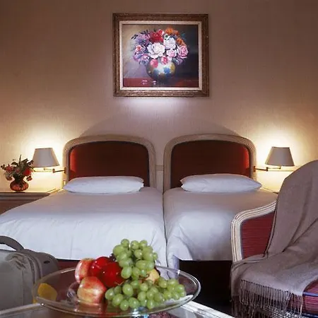 Ibis Centre Nations 3*