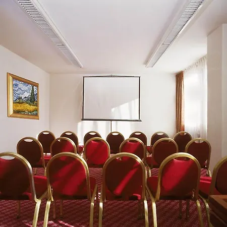 Hotel Ibis Centre Nations
